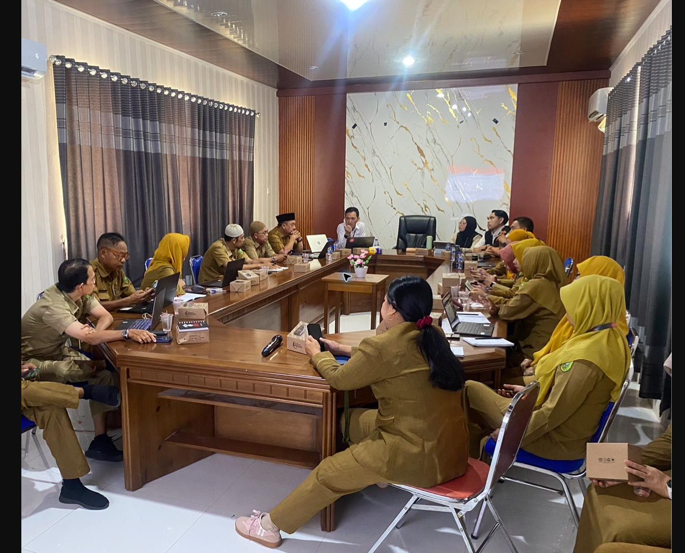 Perkuat Akuntabilitas Keuangan Desa Kepulauan, Pemkab Natuna Gelar Pelatihan Pelaporan SPJ bagi Aparatur Desa dan BPD di Serasan